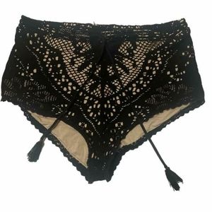 Black Spell & the Gypsy Shorts - Medium